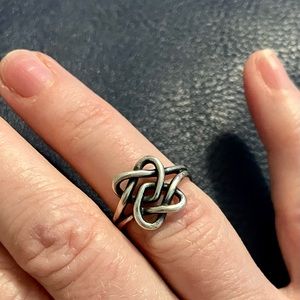 James Avery Entertwined Heart Ring size 5